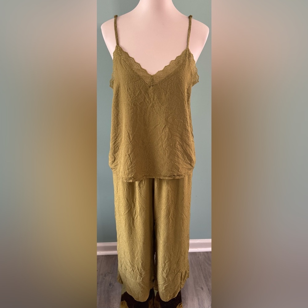 Olive Green Women's Pajama Set